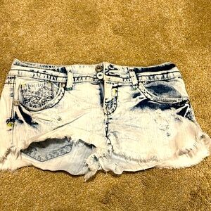 Hydraulic low rise shorts